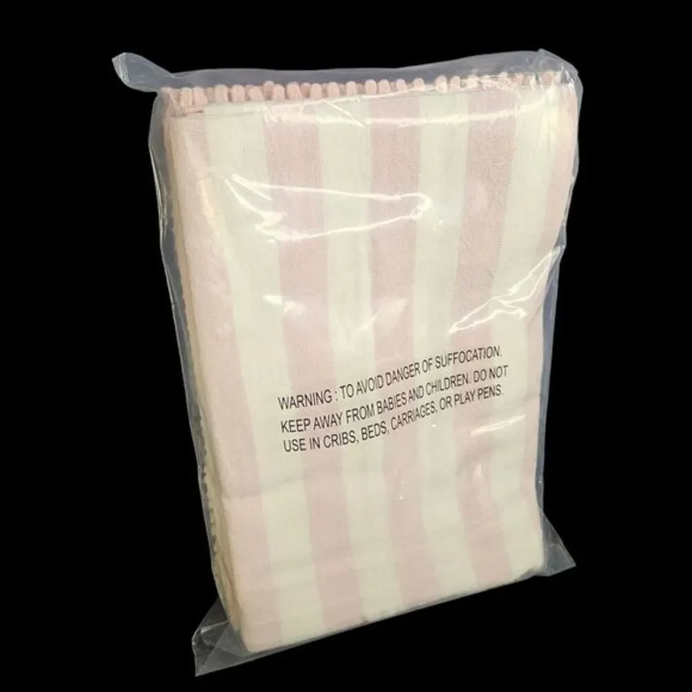 August & Leo 4 Napkins Pack Square 18 x 18 Inch Pink and White Striped Cotton Nw